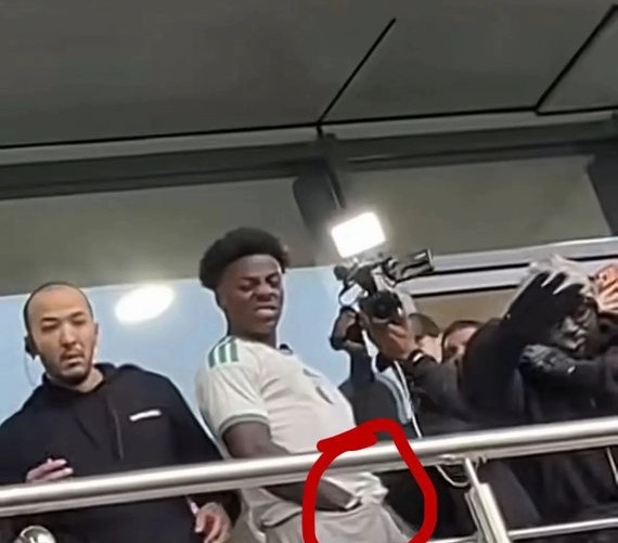 Algeria fans vs iShowSpeed